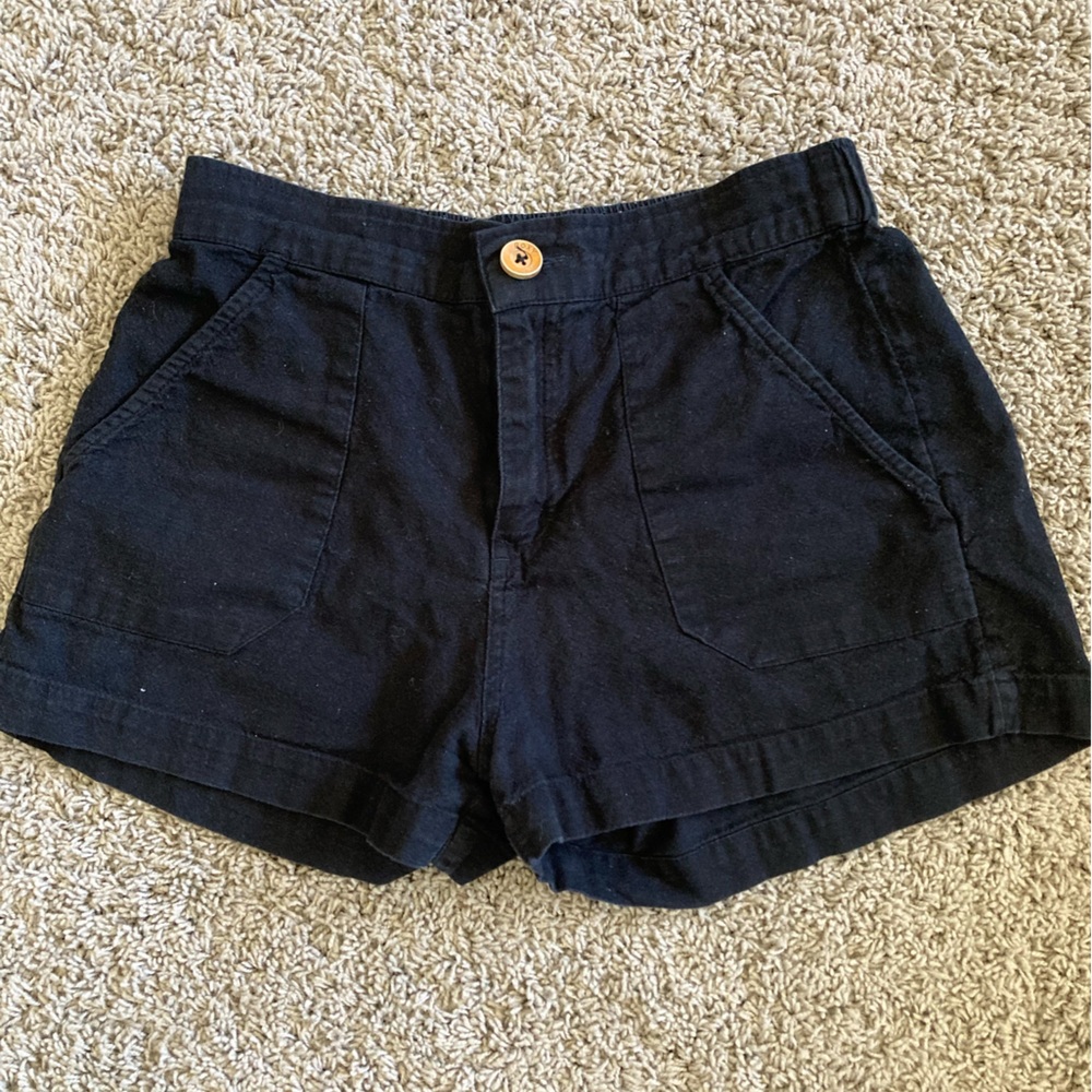 Roxy Women Shorts with 4 pockets- Black Sz Small